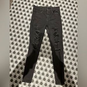 American Eagle Outfitters stretch ripped jeans size 2 short